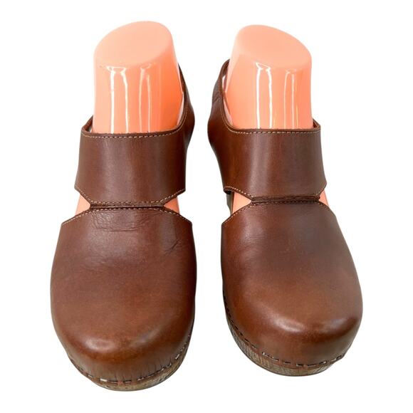 DANSKO Riley Cut Out Slingback Clog Platform Heels in Brown Leather W 8.5–9 - Picture 4 of 13